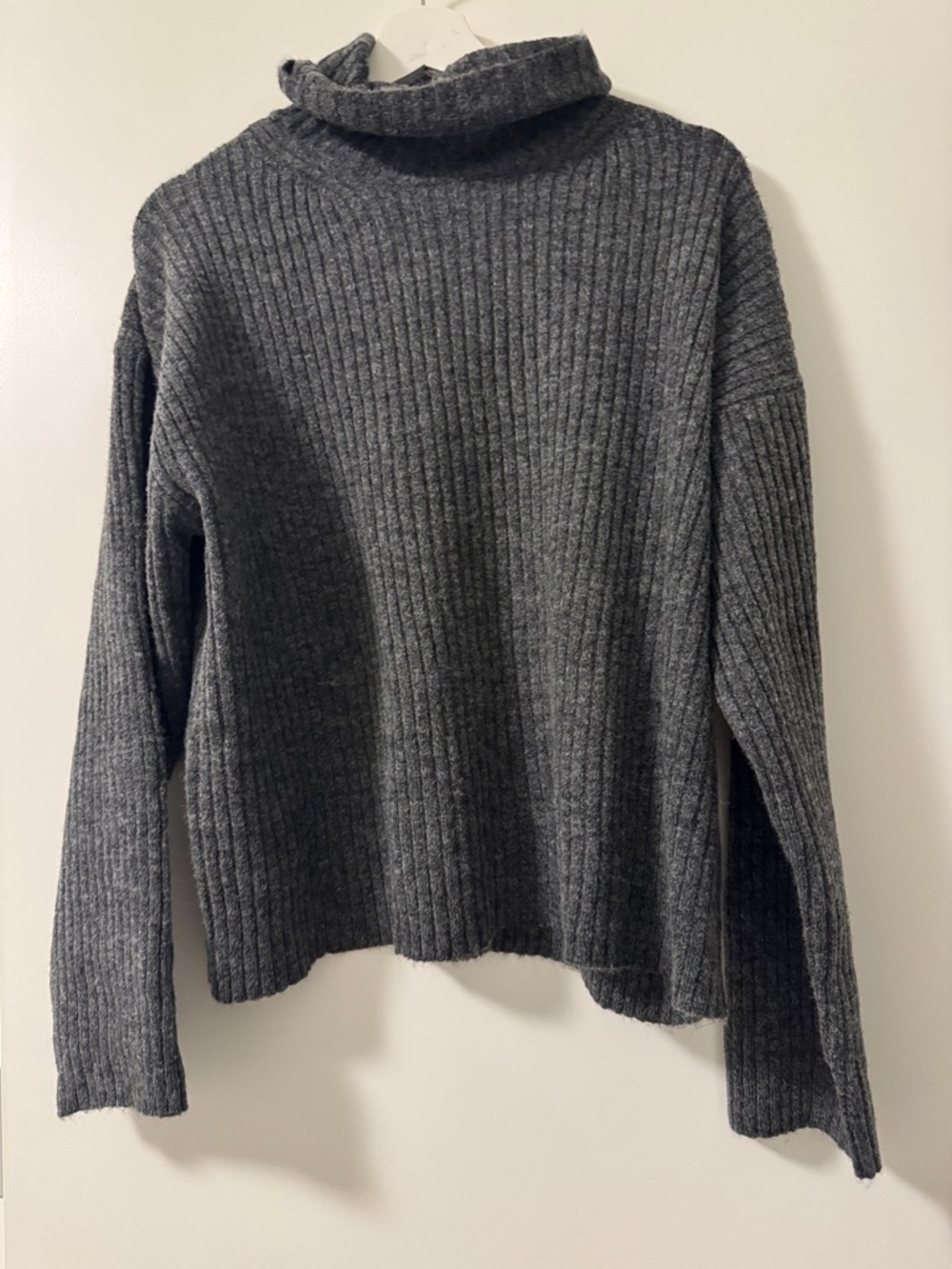 H&M Charcoal Ribbed Turtleneck Sweater